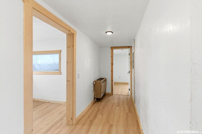 Building Photo - 12716 Hawk Ln