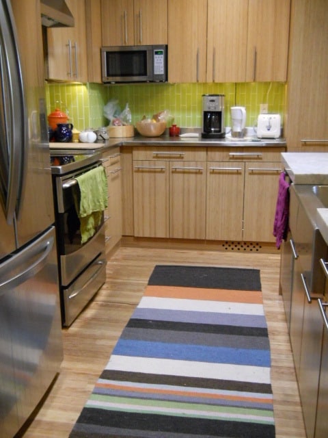 kitchen - 5047 Hazel Ave