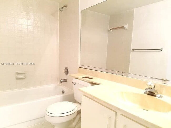 Building Photo - 9701 Westview Dr