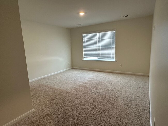 Building Photo - CLARKE COUNTY RENTAL in Shenandoah Crossing HOA