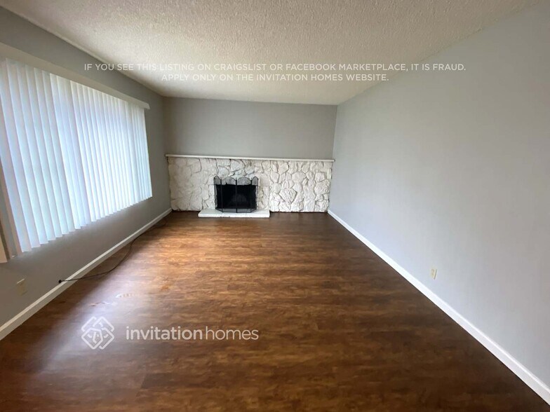 Building Photo - 616 Frieda Dr