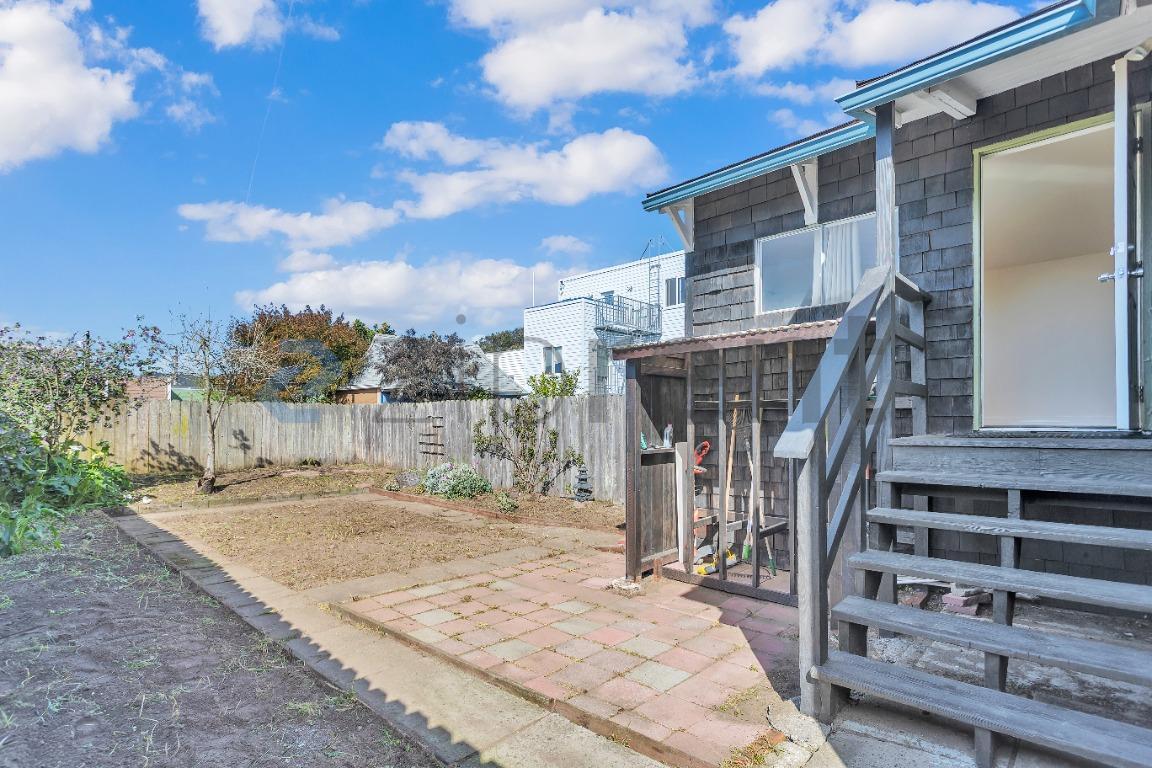 Building Photo - 1219 43rd Ave