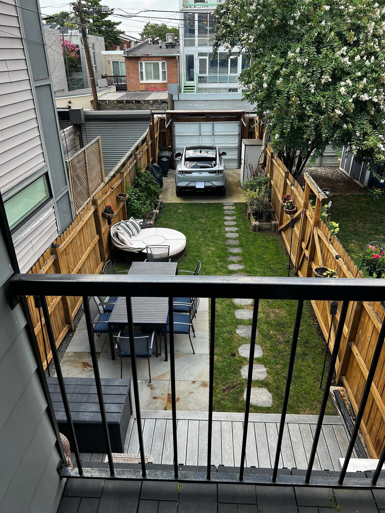 Primary Bedroom balcony - 435 Ridge St NW
