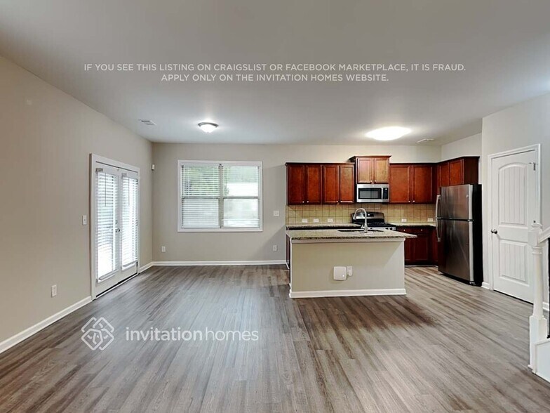 Building Photo - 4394 Favored Way