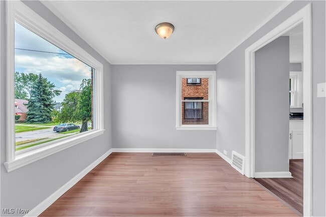 Building Photo - 18400 Waterbury Ave