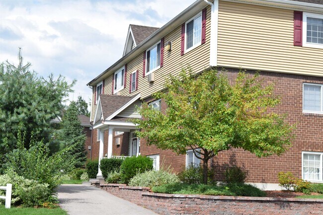 Primary Photo - 3961 Brown Ave