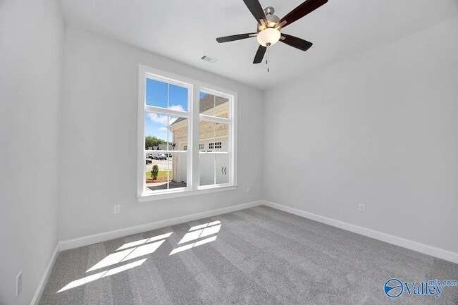Building Photo - 16535 Hamilton Pl