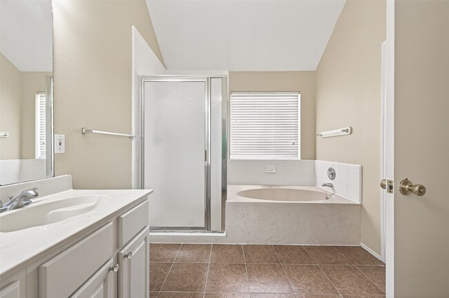 Building Photo - 8411 Tamayo Dr