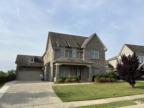 Building Photo - 5849 Longview Ln