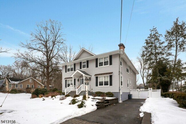 Building Photo - 41 Fairview Ave