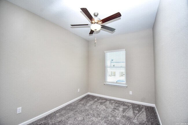 Building Photo - 6214 Oakland Ridge Unit 101