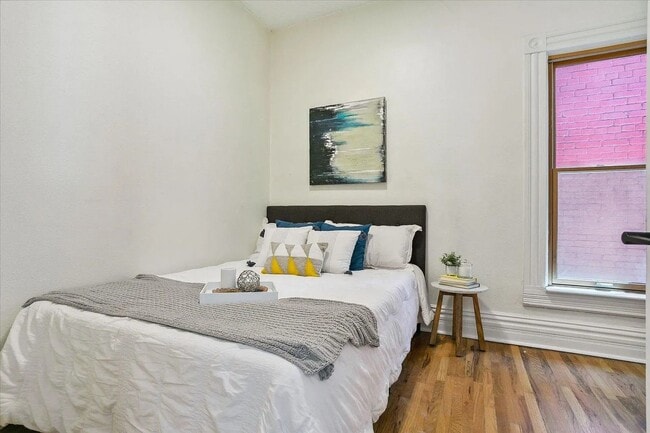 Building Photo - 3BD, 2BA House for Lease in Highlands Square