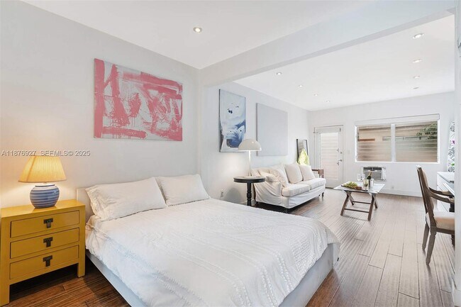 Building Photo - 1050 Pennsylvania Ave