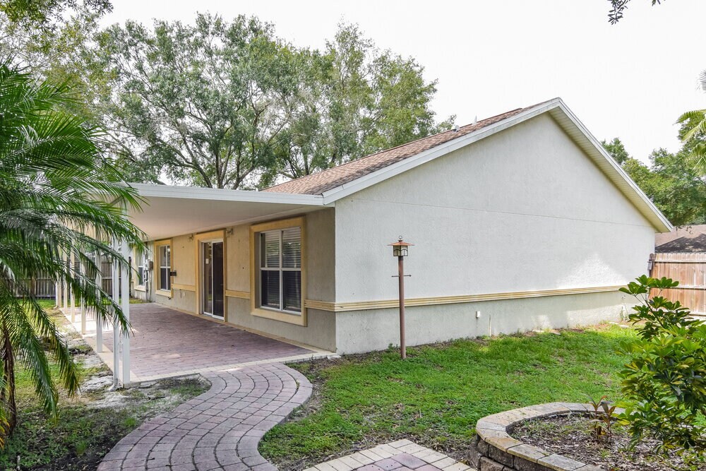 Building Photo - 23214 Sierra Rd