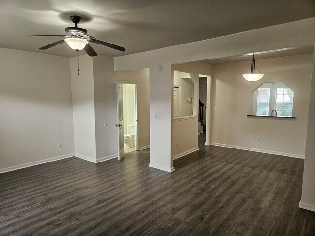 Building Photo - 13 Tidal Ct