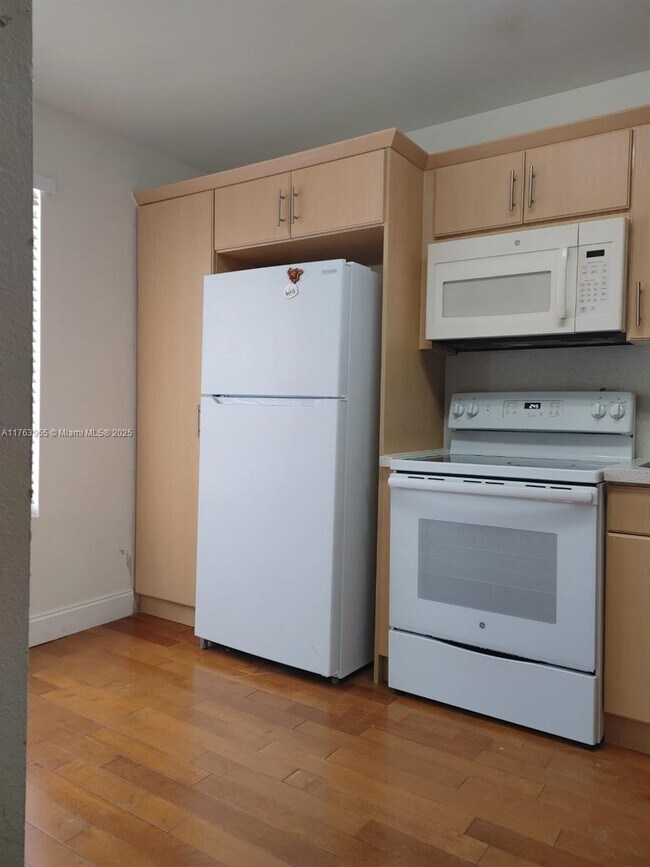 Building Photo - 2240 SW 80th Terrace