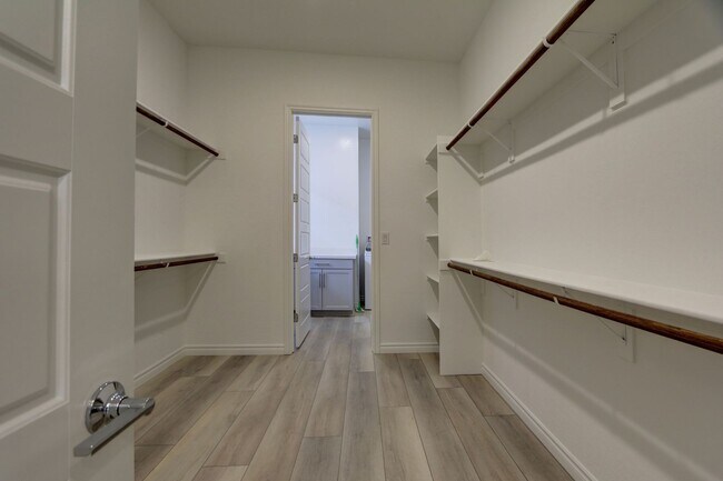 Building Photo - New Home in Summerlin 55+ Community