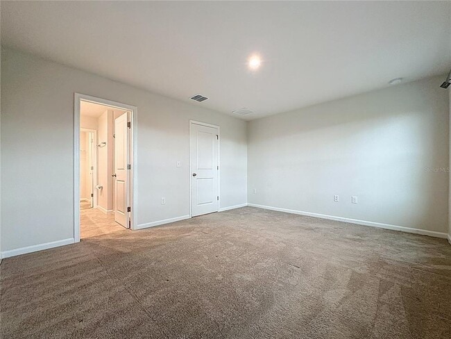Building Photo - 409 Sedgewick Dr