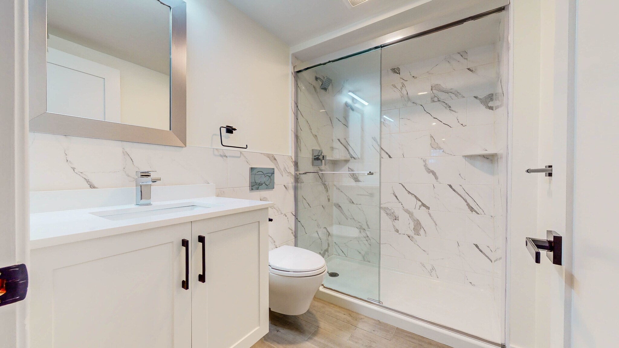 Building Photo - 131 Sherman St