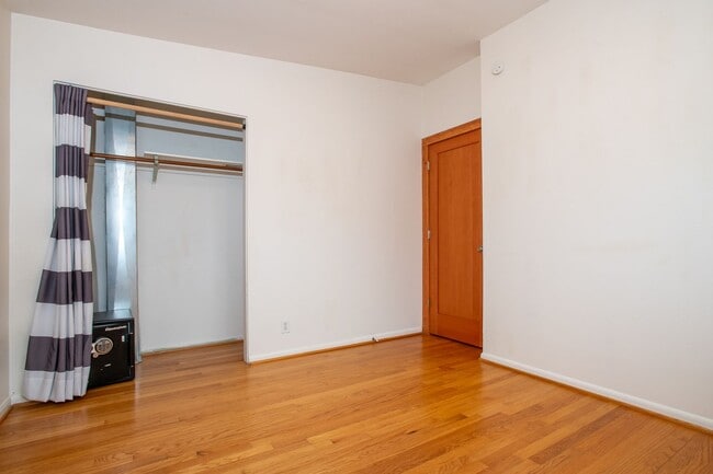 Building Photo - Magnolia 4 bedroom, 3 bathroom