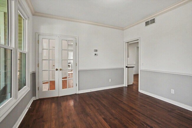 Building Photo - 3382 Hampstead Ct