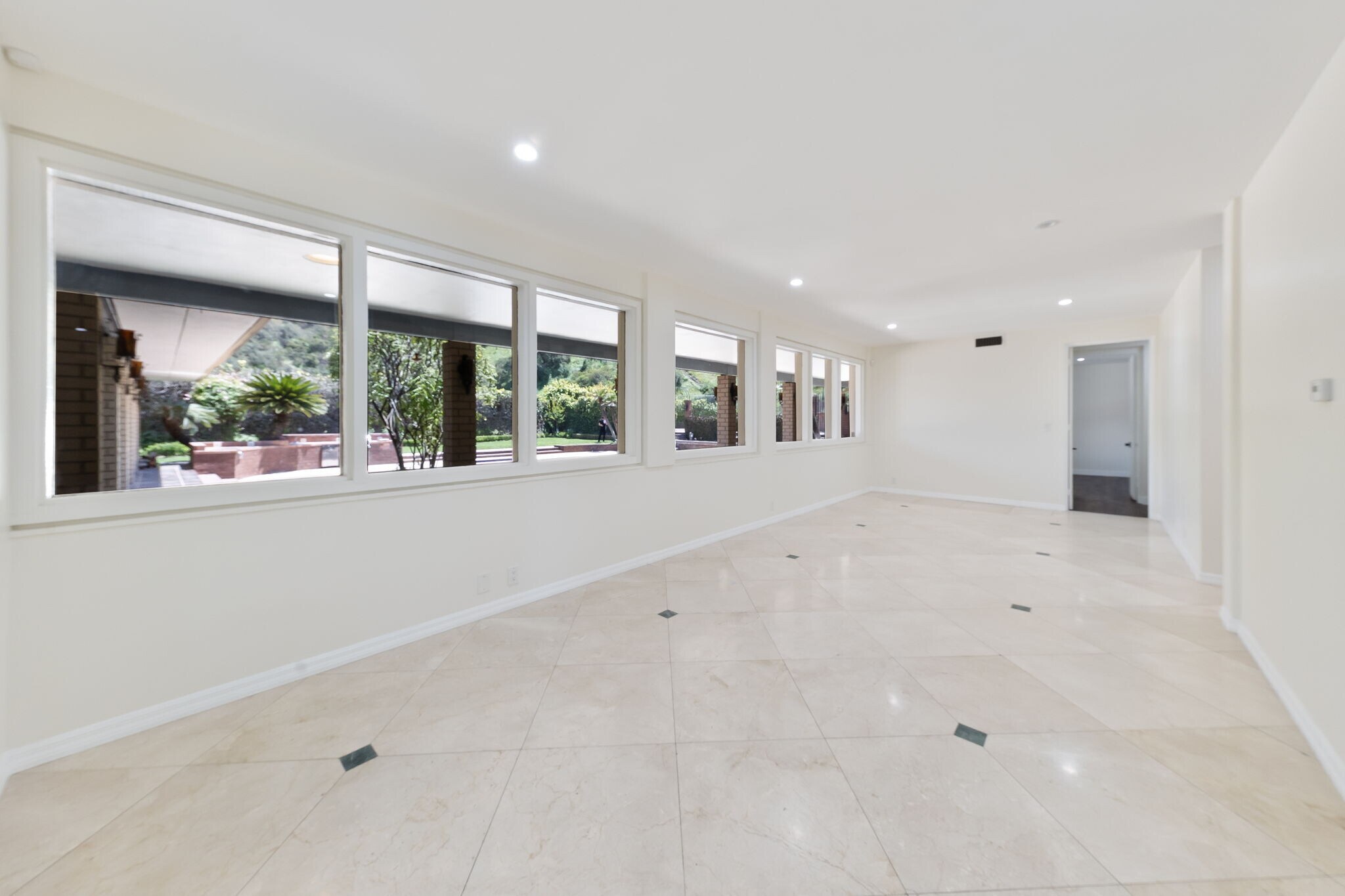 Building Photo - 540 Haverstock Rd