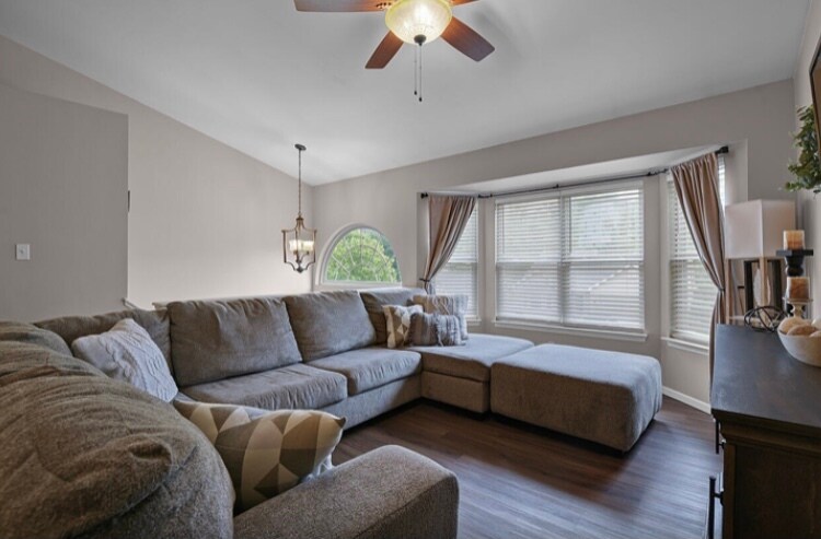 Building Photo - 1249 Fenton Ridge Dr