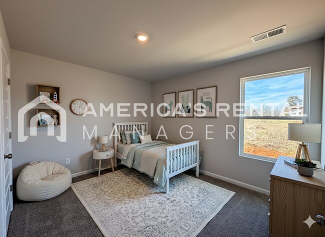 Building Photo - Modern Two Story Living in Lincoln, AL!