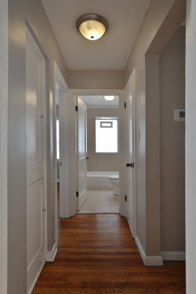 Building Photo - 2725 Allegheny Ave