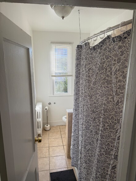 Building Photo - 441 Manor Pl NW