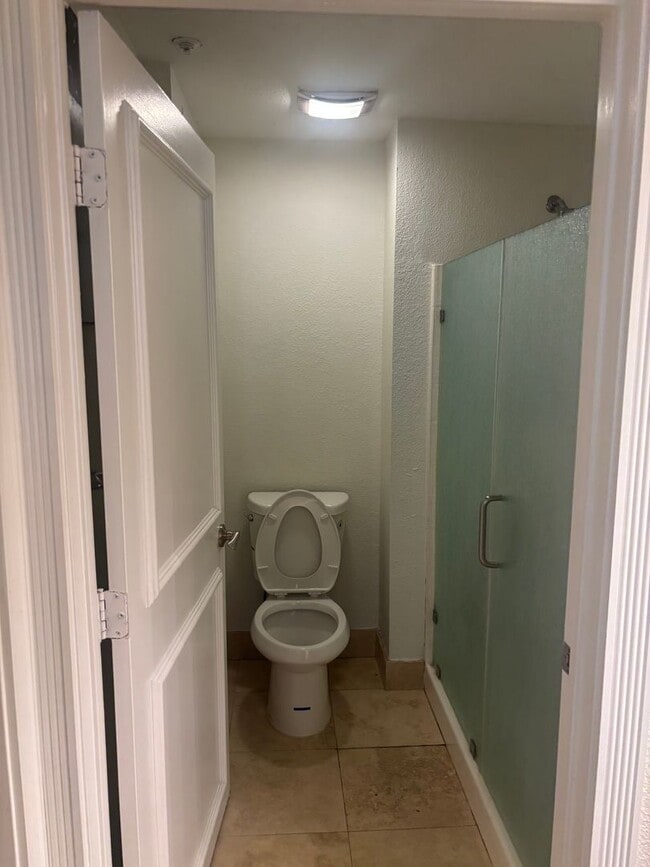 Building Photo - Genoa, Fully Furnished 2bdr/2bath at The Meridian at Hughes