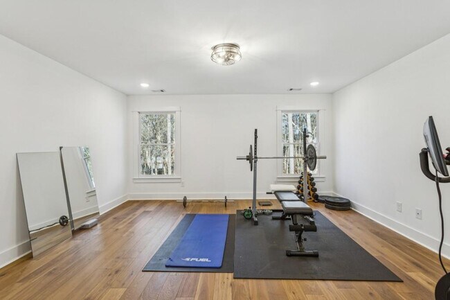 Building Photo - 3346 Kenyon Creek Dr NW