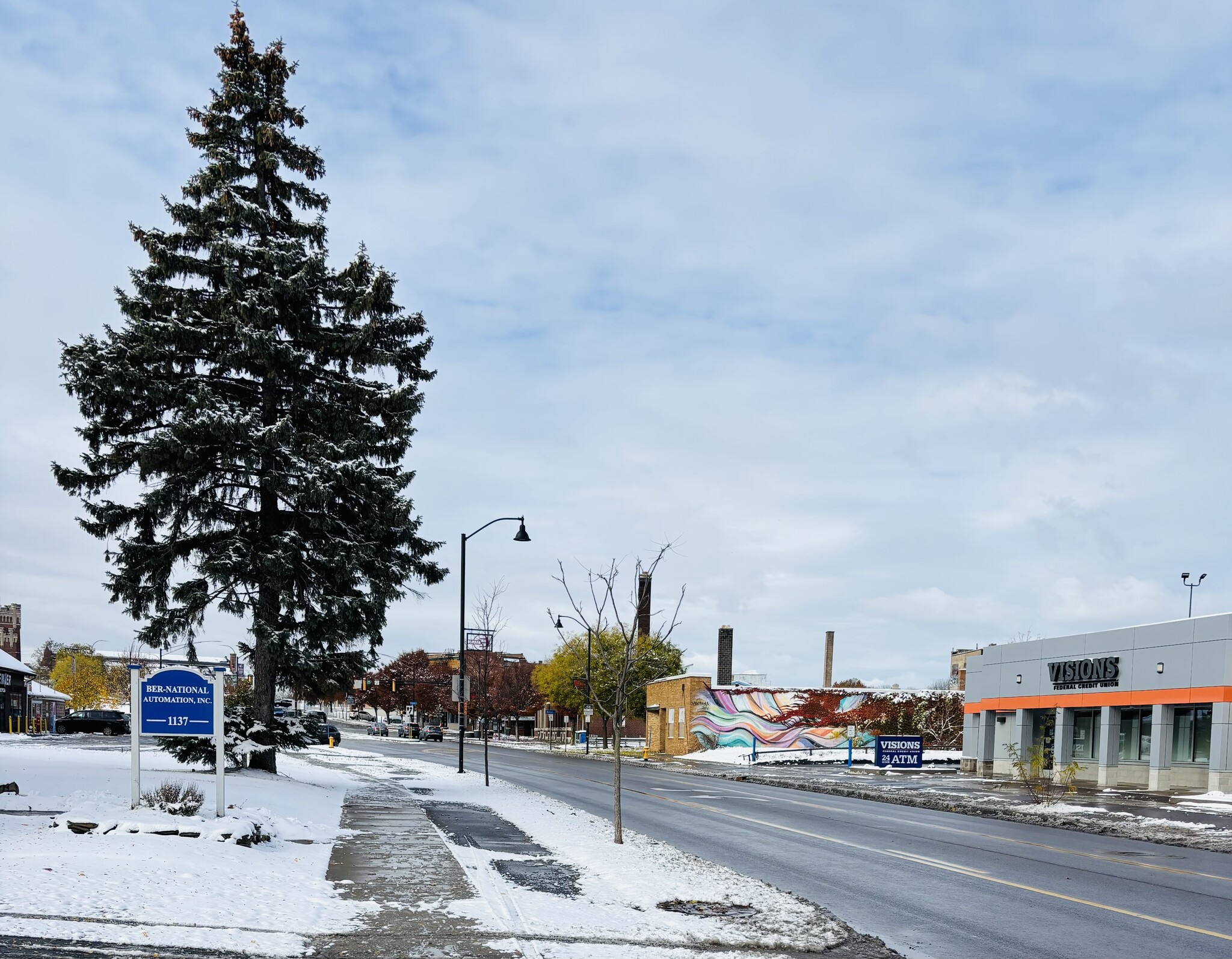 Neighborhood View - 1159 E Main St