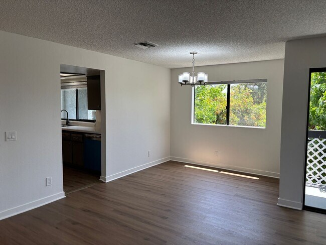 Building Photo - Orange Grove, 627