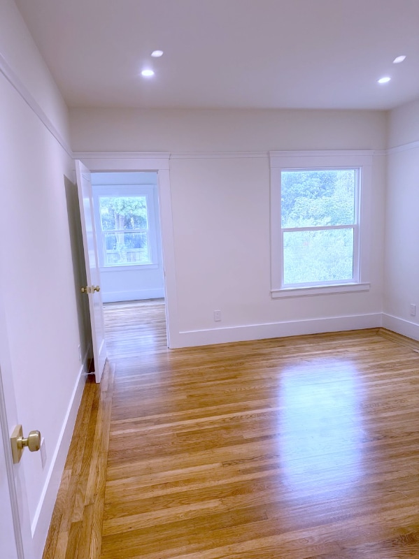 Building Photo - 351 28th Ave