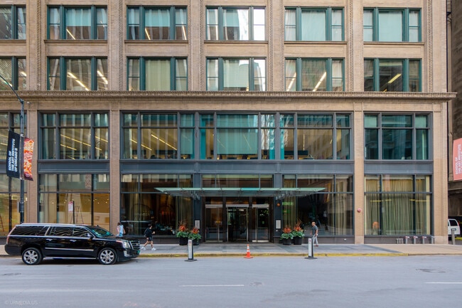 Building Photo - 60 E Monroe St