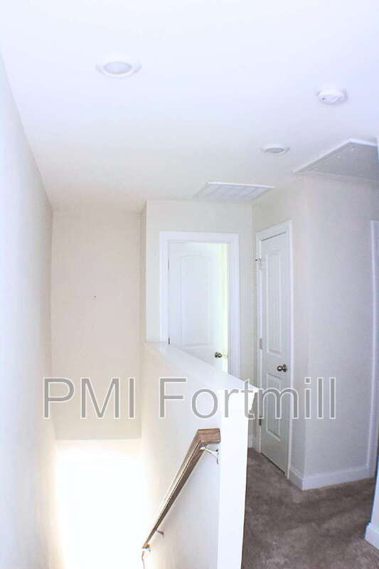 Building Photo - 432 Maramec St