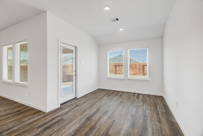 Building Photo - 20550 Fourier Dr