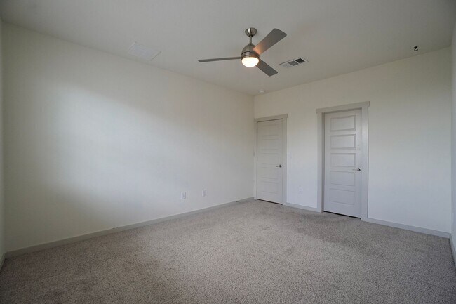 Building Photo - 7612 Lowenfield Dr