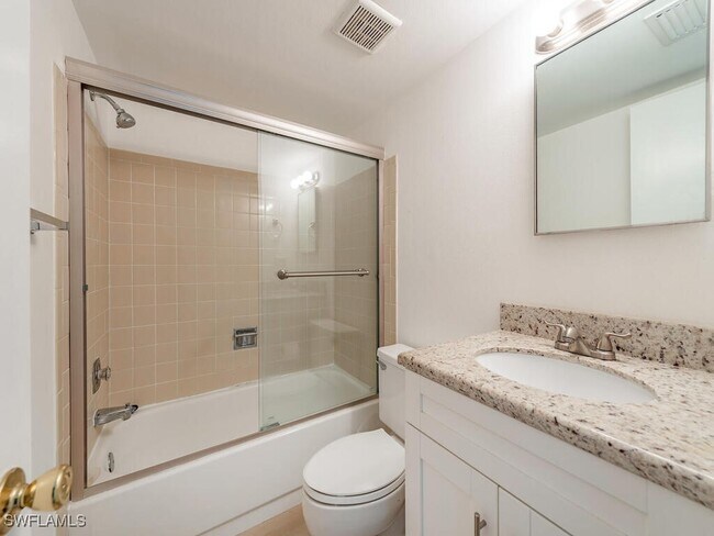 Building Photo - 3635 Boca Ciega Dr
