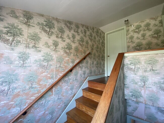 Building Photo - Walk to Whole Foods, Catch a Game at Civic Field, and Ride the Bus with Ease – Prime Lakeway Loca...