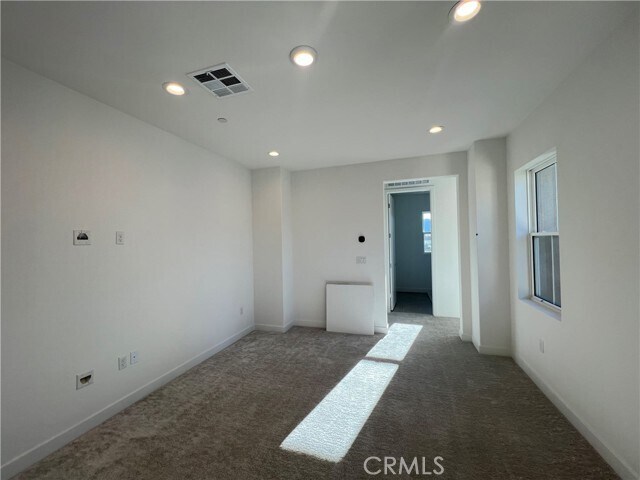 Building Photo - 75189 Aldrich Dr