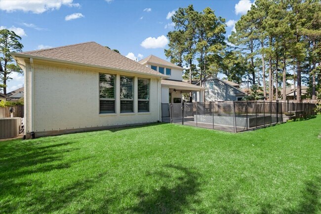 Building Photo - 155 Rockwell Park Blvd