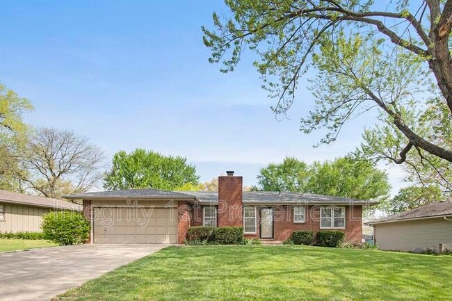 Primary Photo - 9512 W 56th Terrace