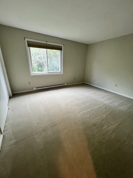 Building Photo - 38 Overlook Dr