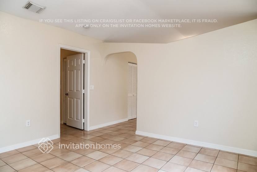 Building Photo - 9991 NW 126th Terrace