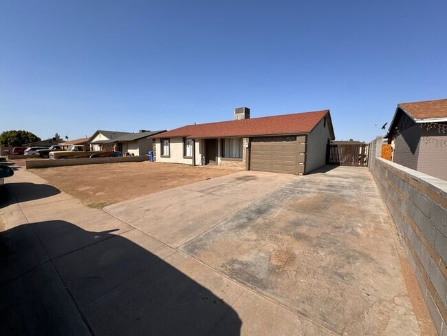 Building Photo - Wedgewood Park Homes