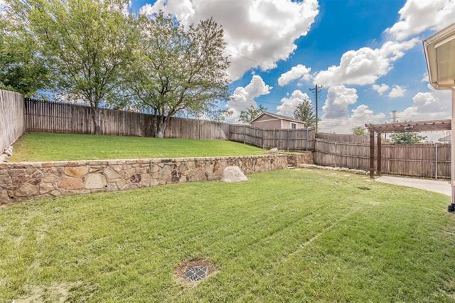 Building Photo - 15300 Mallard Creek St