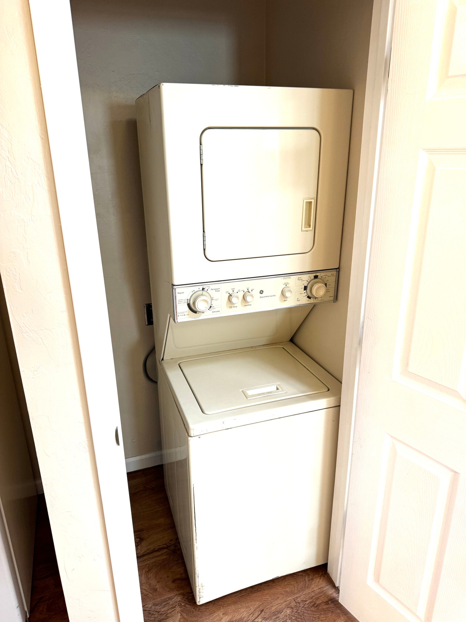 Laundry - 339 N Highland Ave