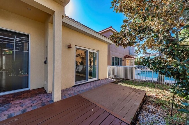 Building Photo - 10639 Hatteras Dr